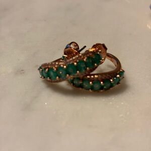 Chic Emerald Green Hoops Rose Gold Earrings